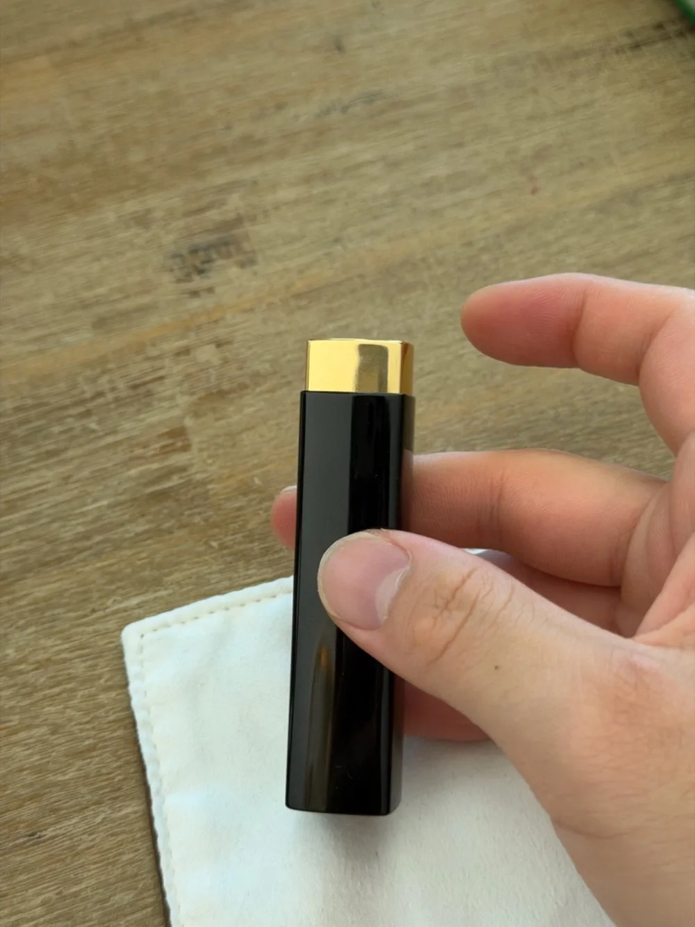 CHANEL Rouge Allure Velvet 66 L’indomabile